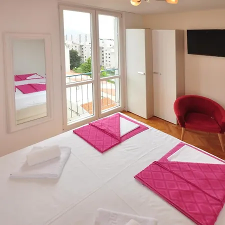 Virna Appartement *