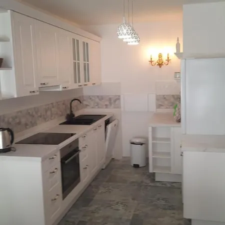Virna Appartement *